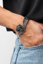Load image into Gallery viewer, Desert Roost Black Bracelet