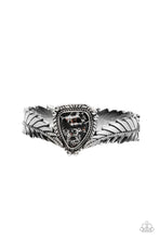 Load image into Gallery viewer, Desert Roost Black Bracelet