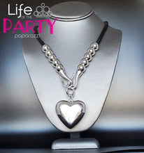 Load image into Gallery viewer, Forbidden Love Black Necklace