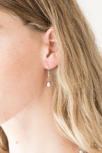 Load image into Gallery viewer, High-Stakes Fame Silver Necklace