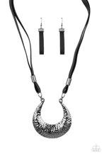 Load image into Gallery viewer, Majorly Moonstruck Black Necklace