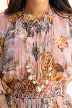 Load image into Gallery viewer, Revolving Refinement Gold Necklace