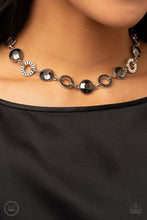 Load image into Gallery viewer, Rhinestone Rollout Silver Choker Necklace