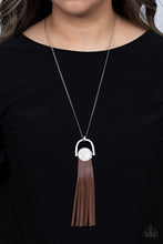Load image into Gallery viewer, Winslow Wanderer White Necklace