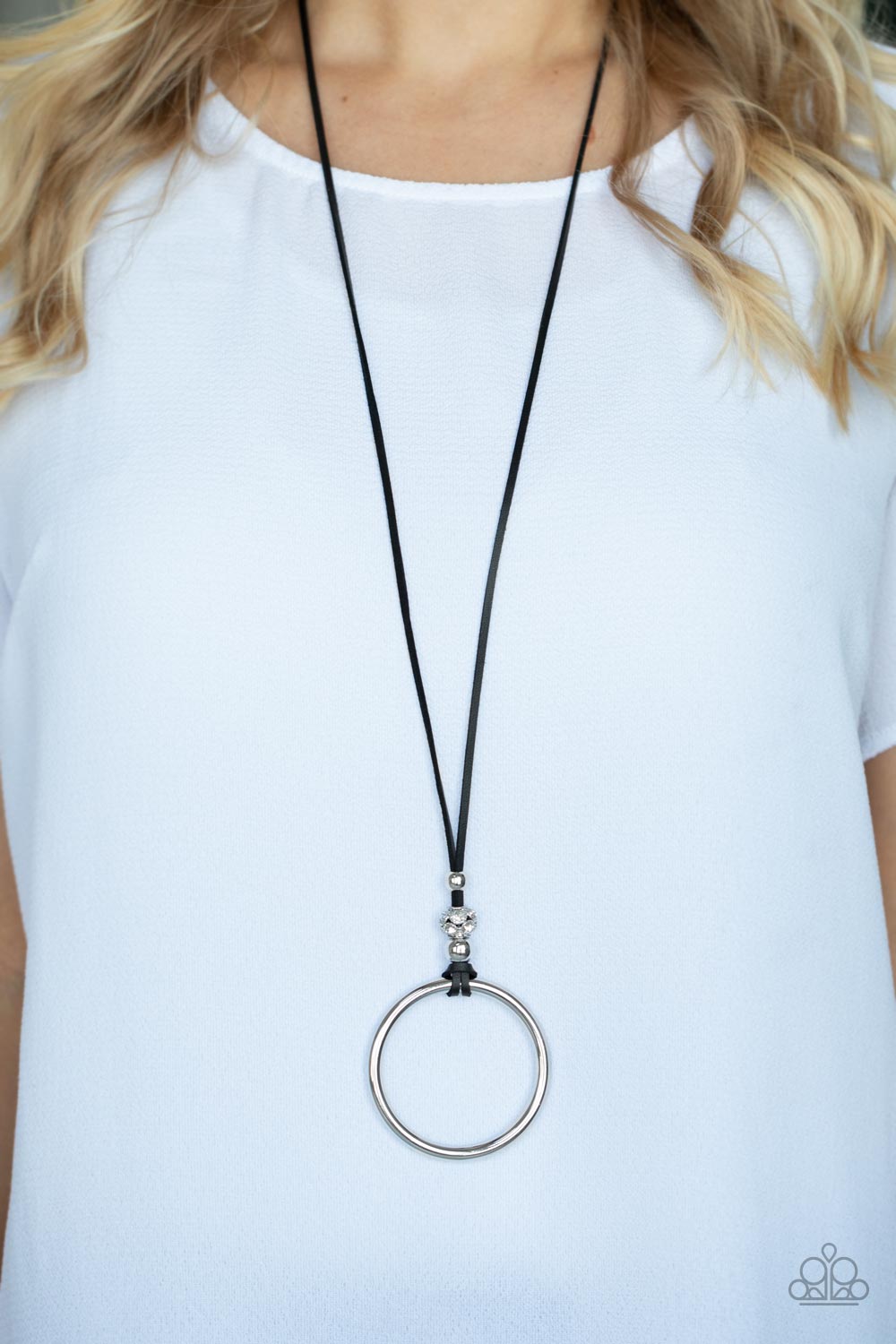 Bling Into Focus Black Necklace