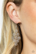 Load image into Gallery viewer, Bustling Blooms Purple Earrings
