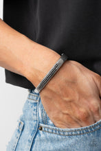 Load image into Gallery viewer, Chart-Topping Twinkle Black Bracelet
