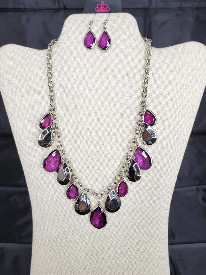 Clique-Bait Purple Necklace