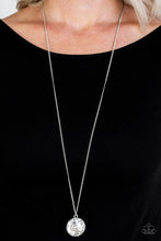 Load image into Gallery viewer, Dauntless Diva White Necklace
