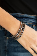 Load image into Gallery viewer, Fashionably Faceted Black Bracelet
