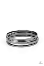 Load image into Gallery viewer, Gliding Gleam Black Bracelet
