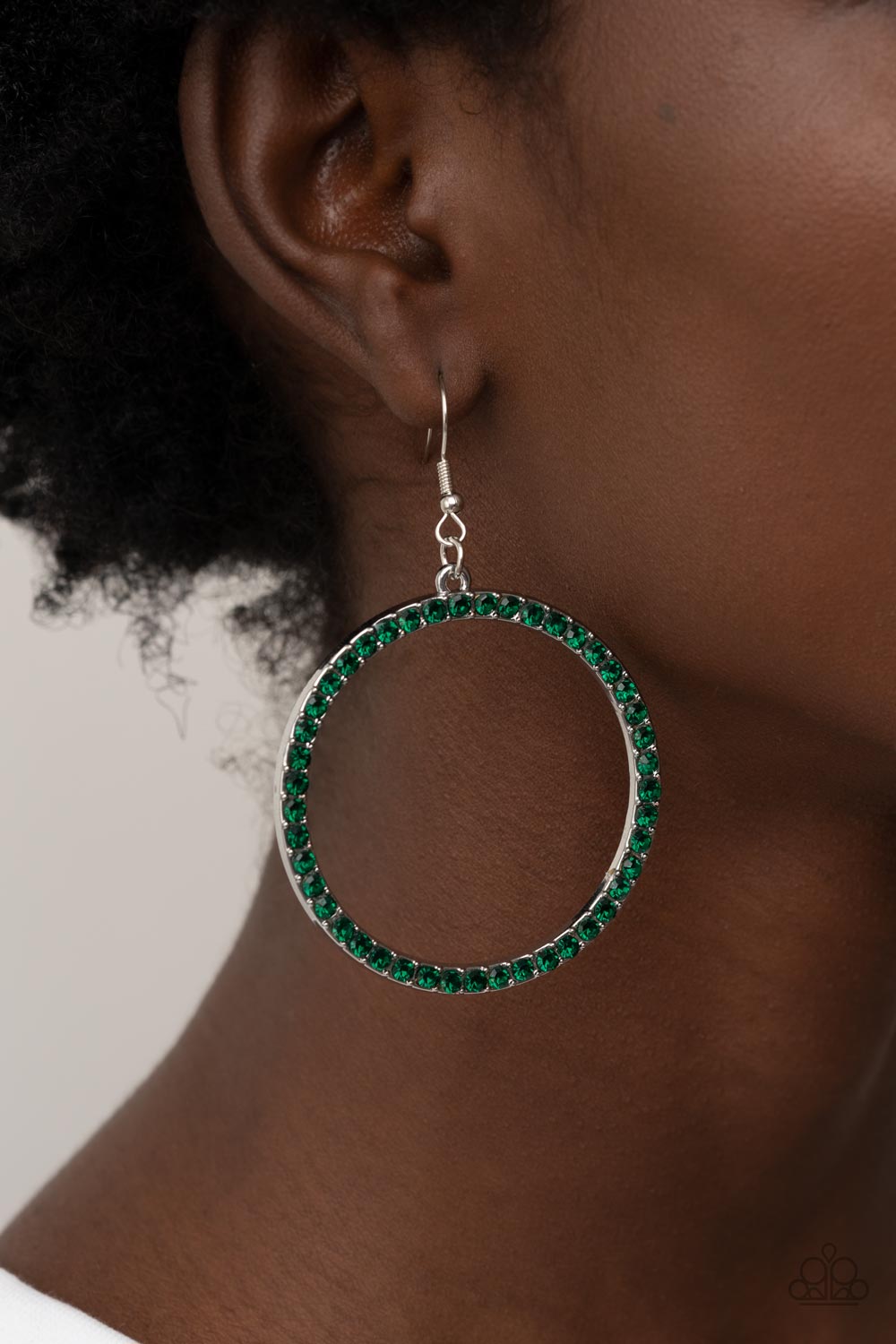 Head-Turning Halo Green Earrings