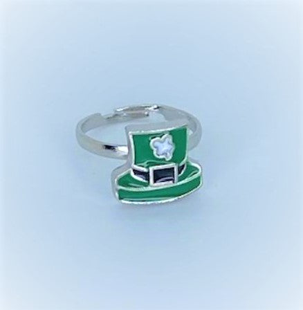 St. Patrick's Day Leprechaun Hat Starlet Shimmer Ring