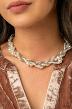 Load image into Gallery viewer, Royal Reminiscence White Necklace
