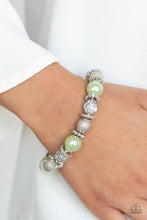 Load image into Gallery viewer, Sparkling Conversation Green Bracelet
