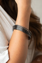 Load image into Gallery viewer, Thanks For Glistening Black Bracelet

