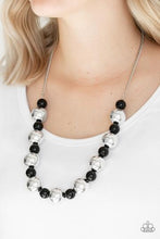 Load image into Gallery viewer, Top Pop Black Necklace
